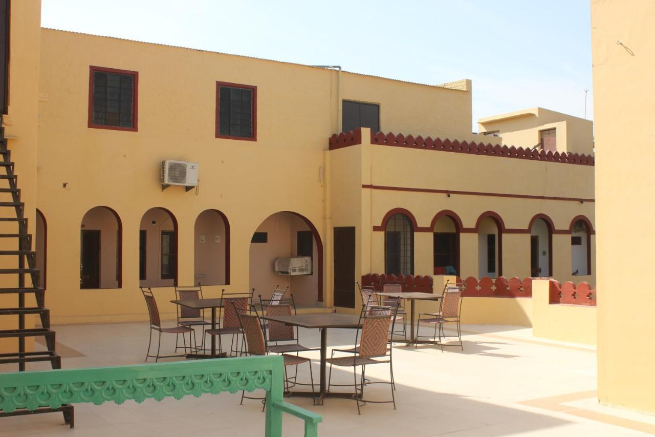 Sankhu Niwas Hotel Bikánér Kültér fotó
