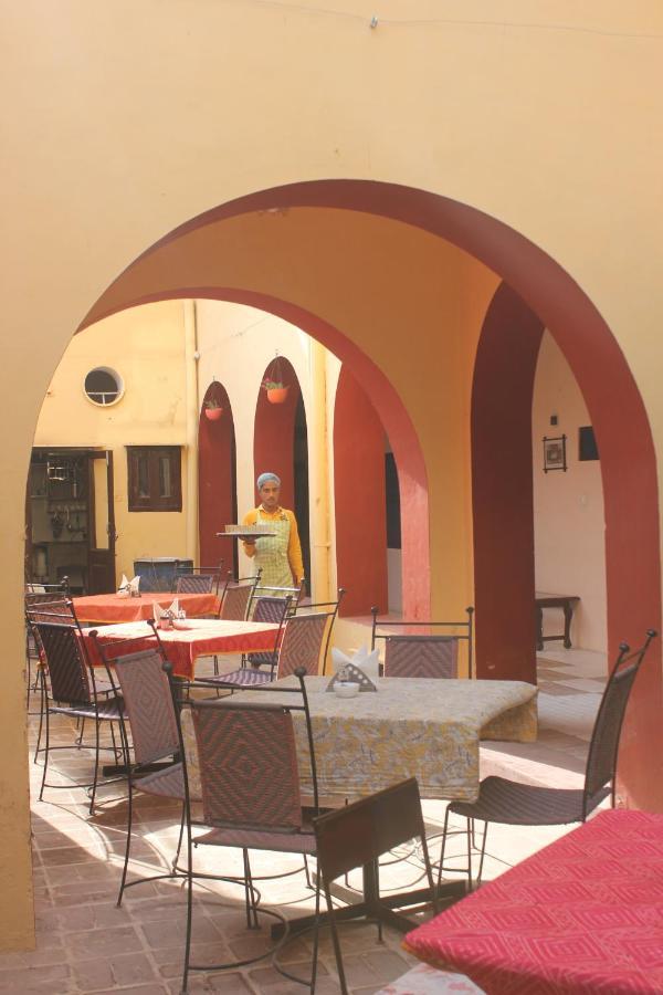 Sankhu Niwas Hotel Bikánér Kültér fotó